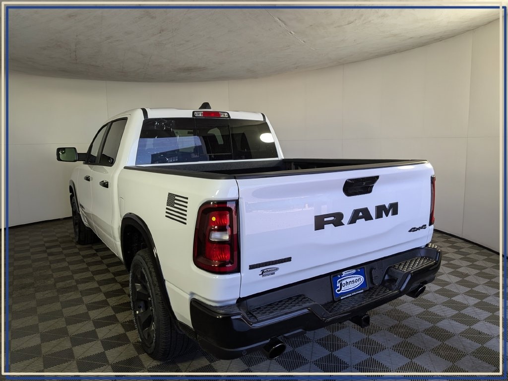 New 2026 Ram 1500 BIG HORN CREW CAB 4X4 5'7 BOX Pickup