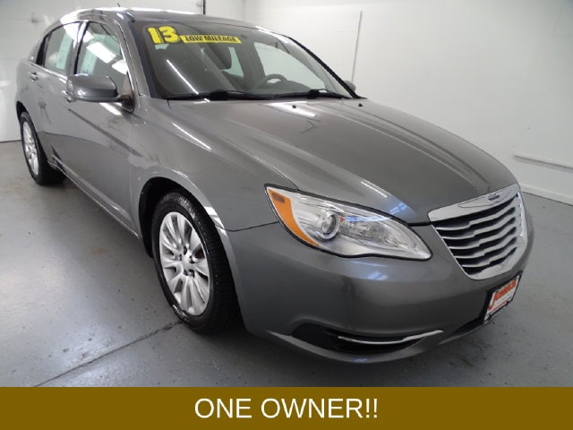 2013 Chrysler 200