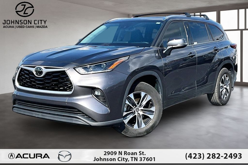 Used 2021 Toyota Highlander XLE SUV