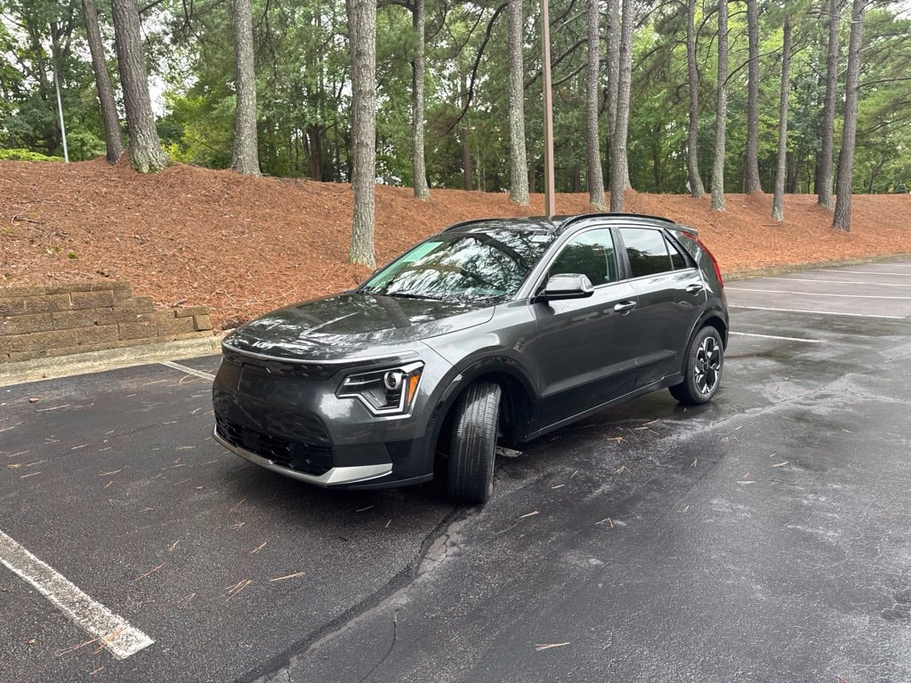 Used 2024 Kia Niro EV Wind SUV