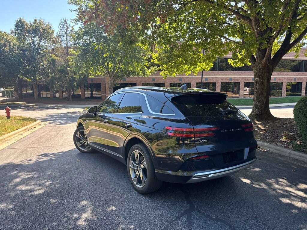 Used 2023 Genesis Electrified GV70 Advanced SUV
