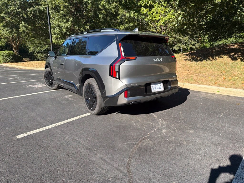 Used 2024 Kia EV9 GT-Line SUV