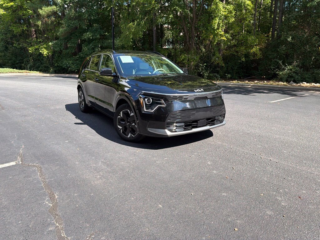 Used 2023 Kia Niro EV Wind SUV