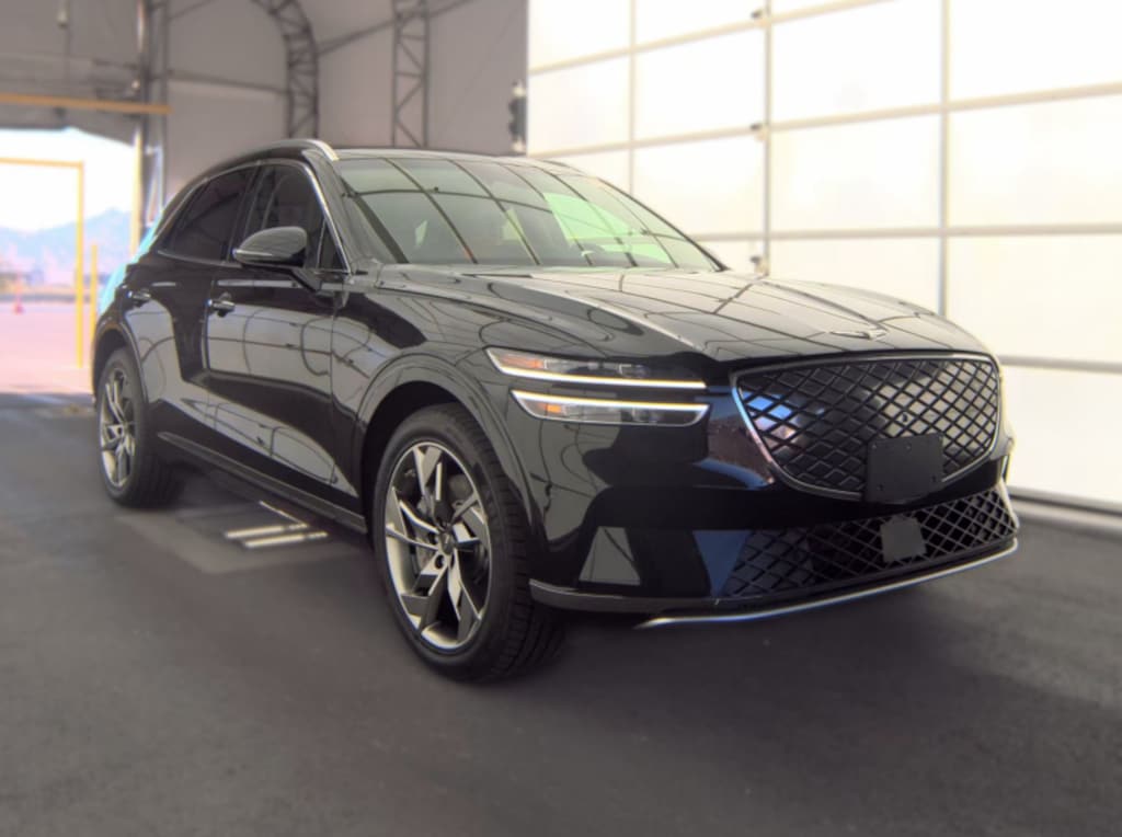 Used 2025 Genesis Electrified GV70 Advanced SUV