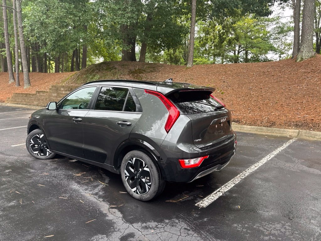 Used 2024 Kia Niro EV Wind SUV
