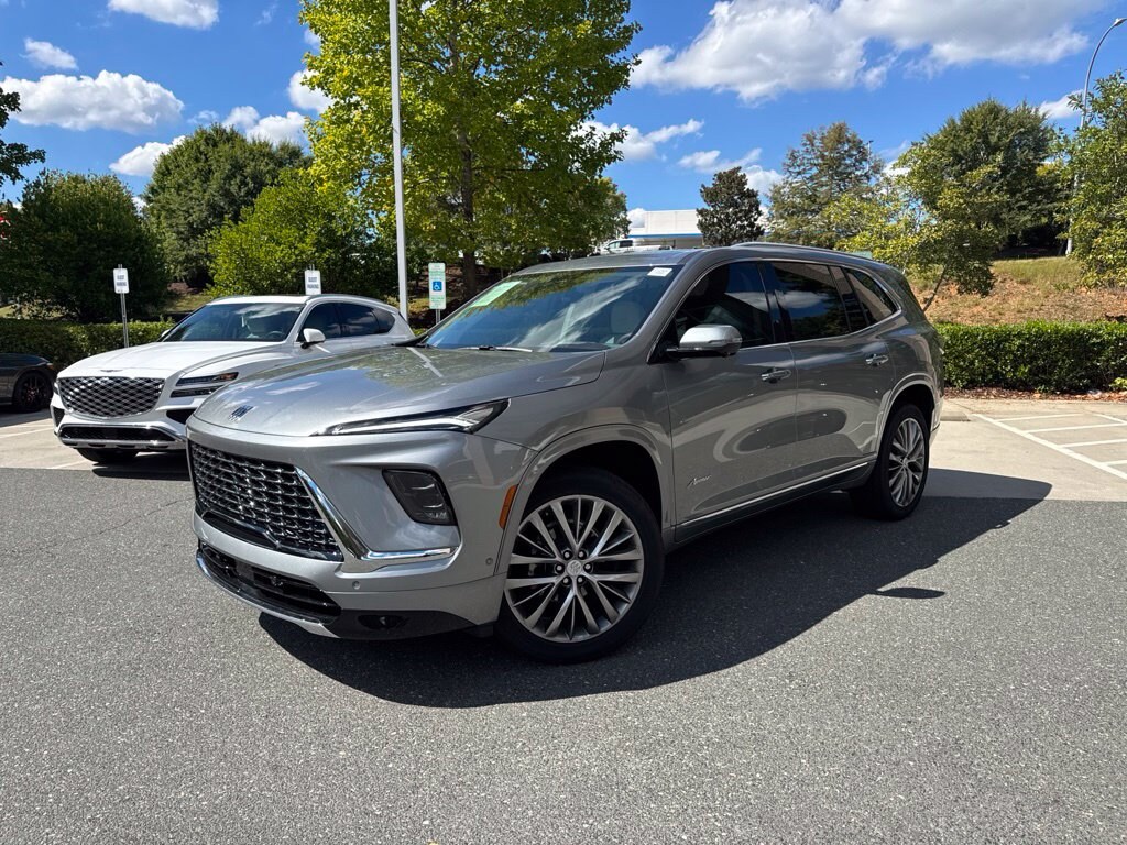 Used 2026 Buick Enclave Avenir SUV