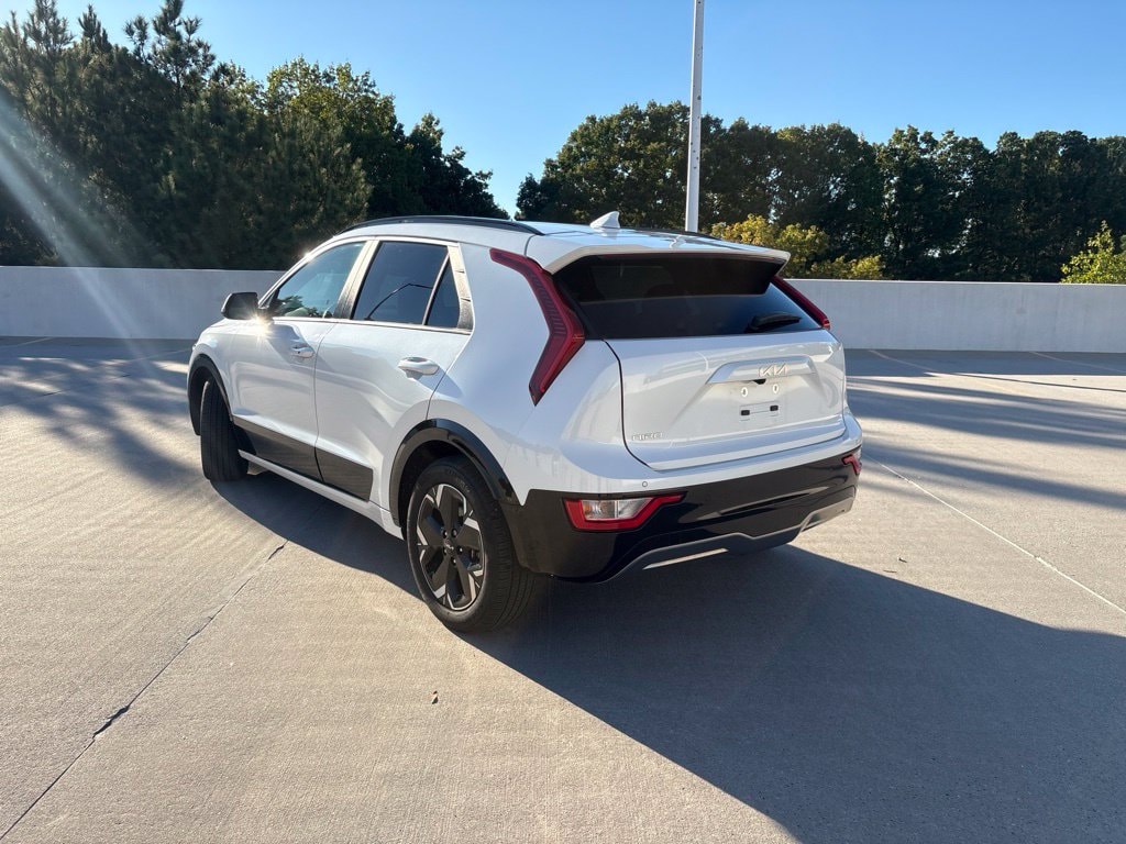 Used 2023 Kia Niro Wind with VIN KNDCR3L10P5042898 for sale in Cary, NC