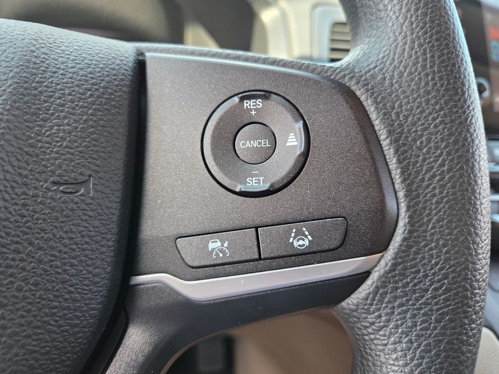 2023 Honda Odyssey EX - Photo 21