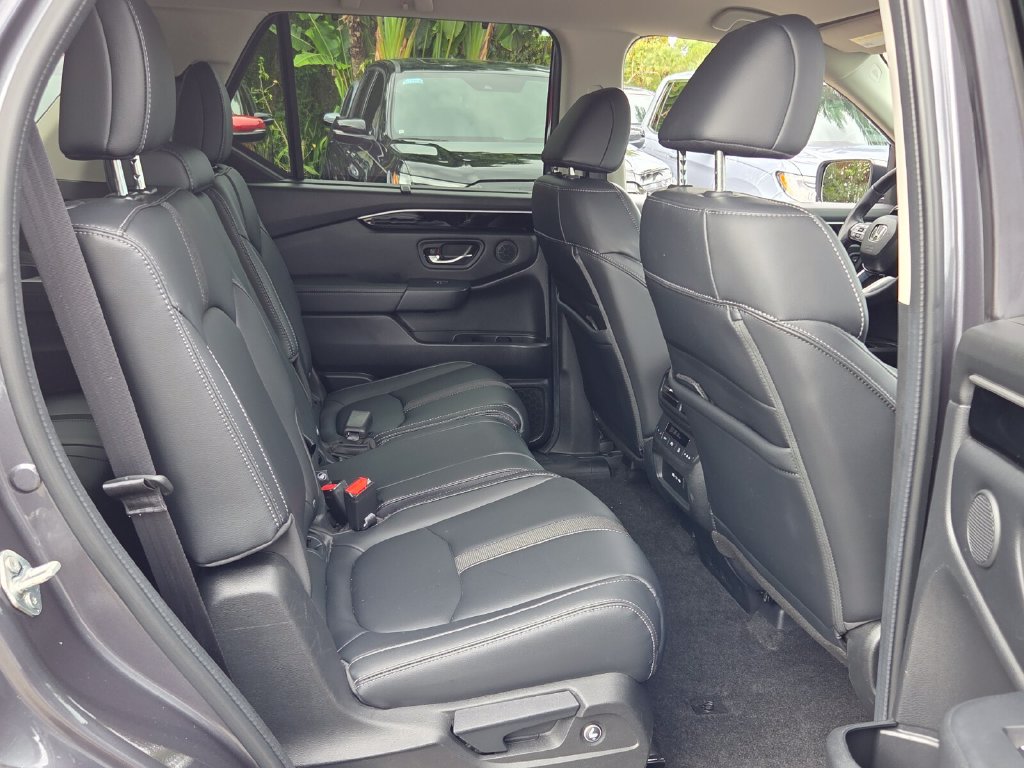 2024 Honda Pilot EX-L - Photo 16