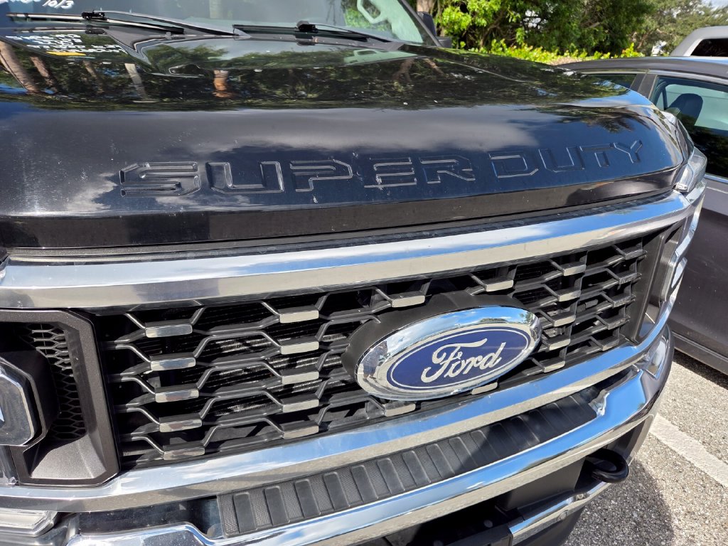 Used 2023 Ford F-350 Lariat DRW Truck Crew Cab