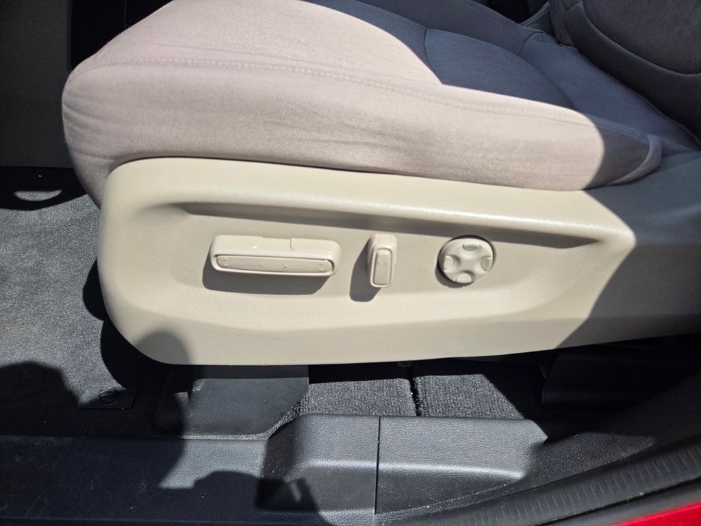 2023 Honda Odyssey EX - Photo 10