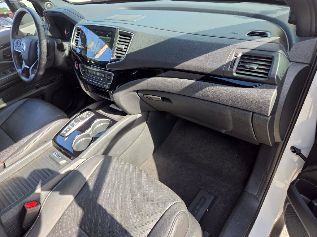 2023 Honda Passport Elite - Photo 17
