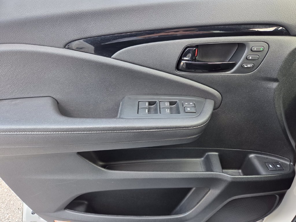 2023 Honda Passport Elite - Photo 29