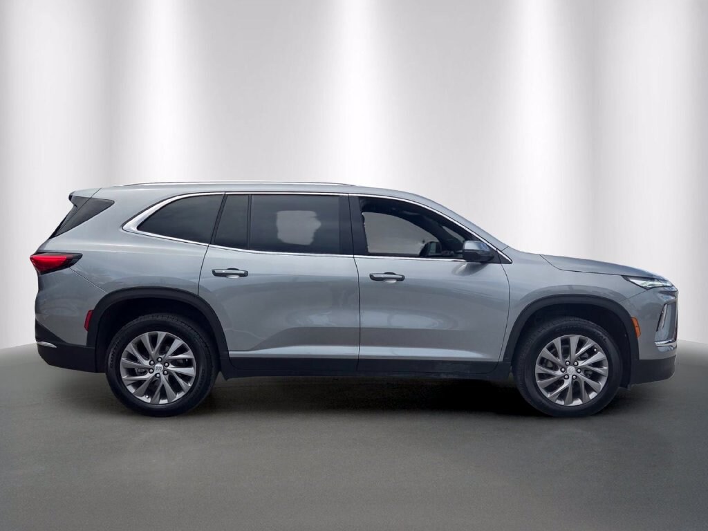 Used 2026 Buick Enclave Preferred SUV