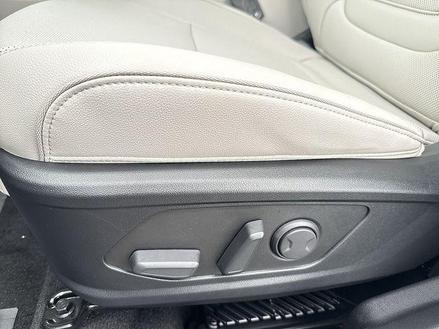 2025 Hyundai Tucson Limited - Photo 38