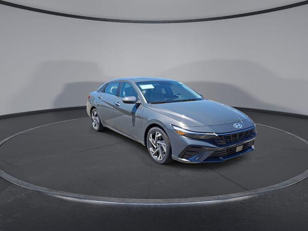 New 2026 Hyundai Elantra Limited Sedan