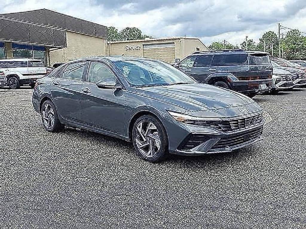 New 2026 Hyundai Elantra Limited Sedan