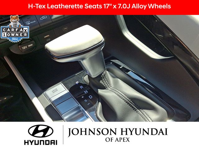 2025 Hyundai Elantra Limited - Photo 14