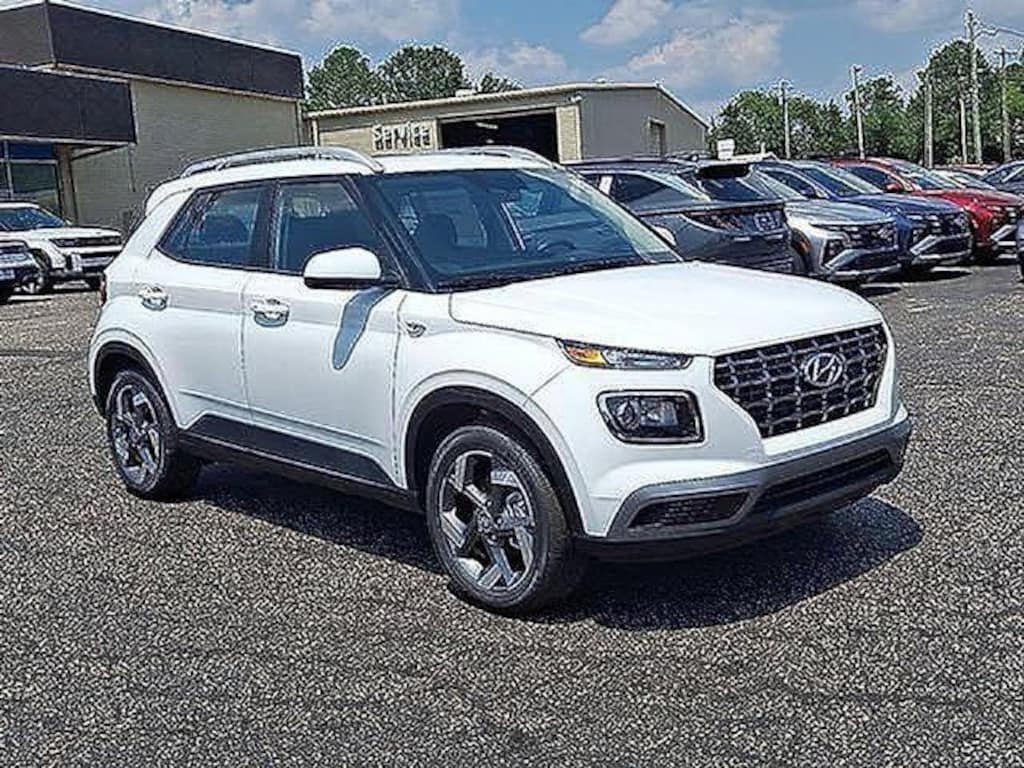 New 2026 Hyundai Venue SEL SUV
