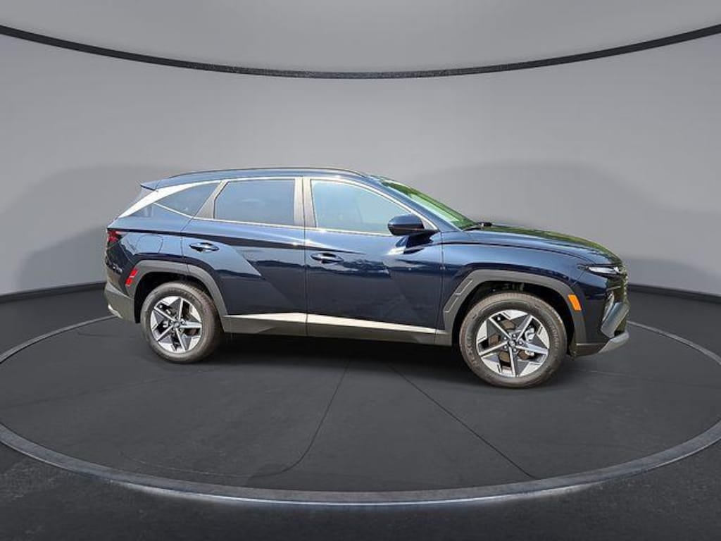 New 2026 Hyundai Tucson Plug-In Hybrid SEL SUV