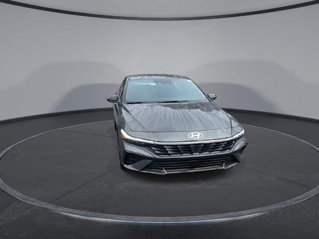New 2026 Hyundai Elantra SEL Sport Sedan