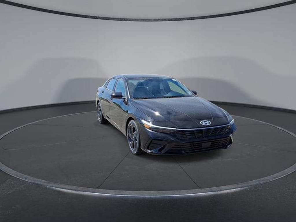 New 2026 Hyundai Elantra SEL Sport Sedan