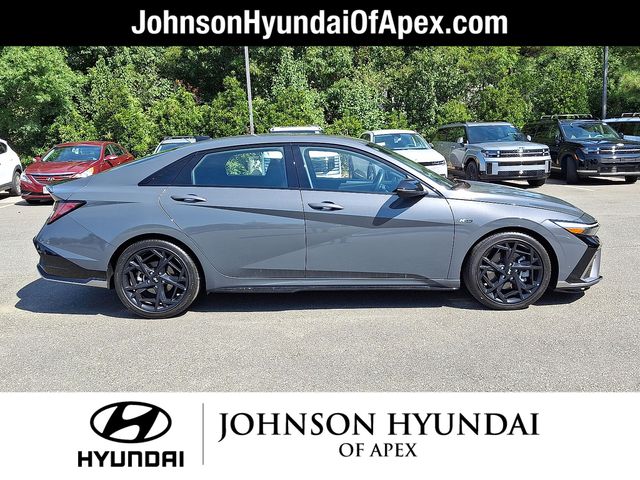 2025 Hyundai Elantra N Line - Photo 28