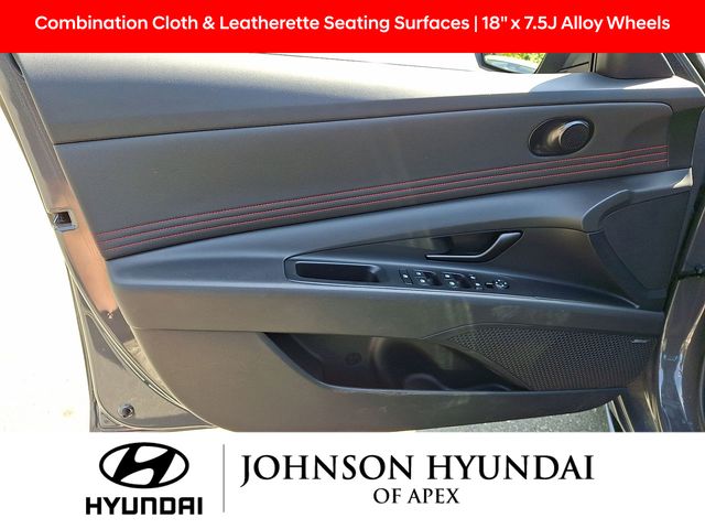 2025 Hyundai Elantra N Line - Photo 11