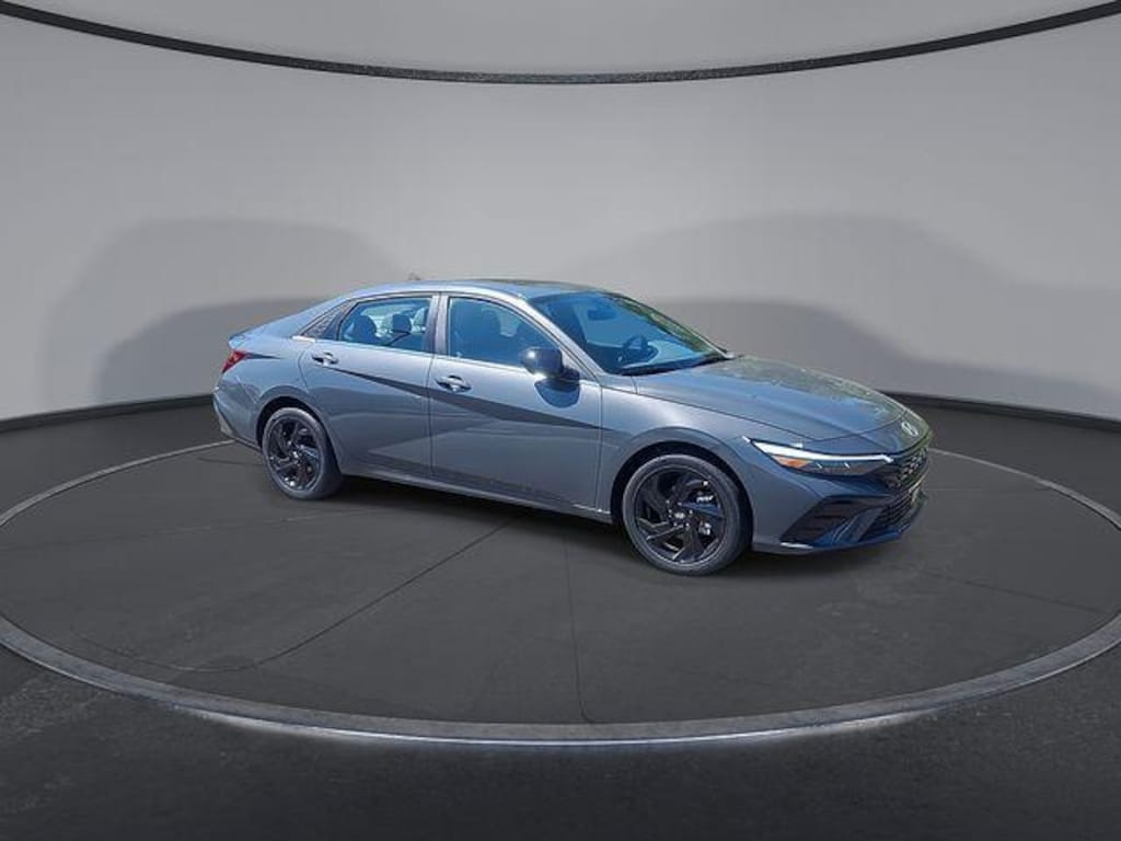 New 2026 Hyundai Elantra SEL Sport Sedan