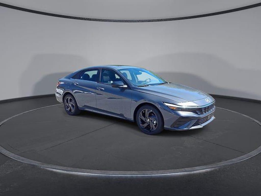 New 2026 Hyundai Elantra SEL Sport Sedan