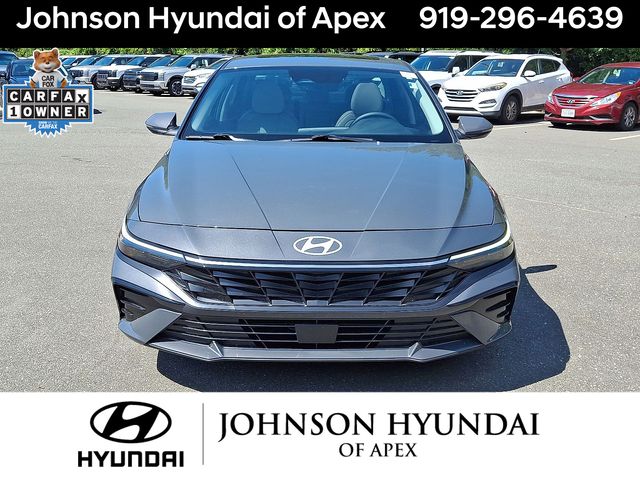 2025 Hyundai Elantra Limited - Photo 32
