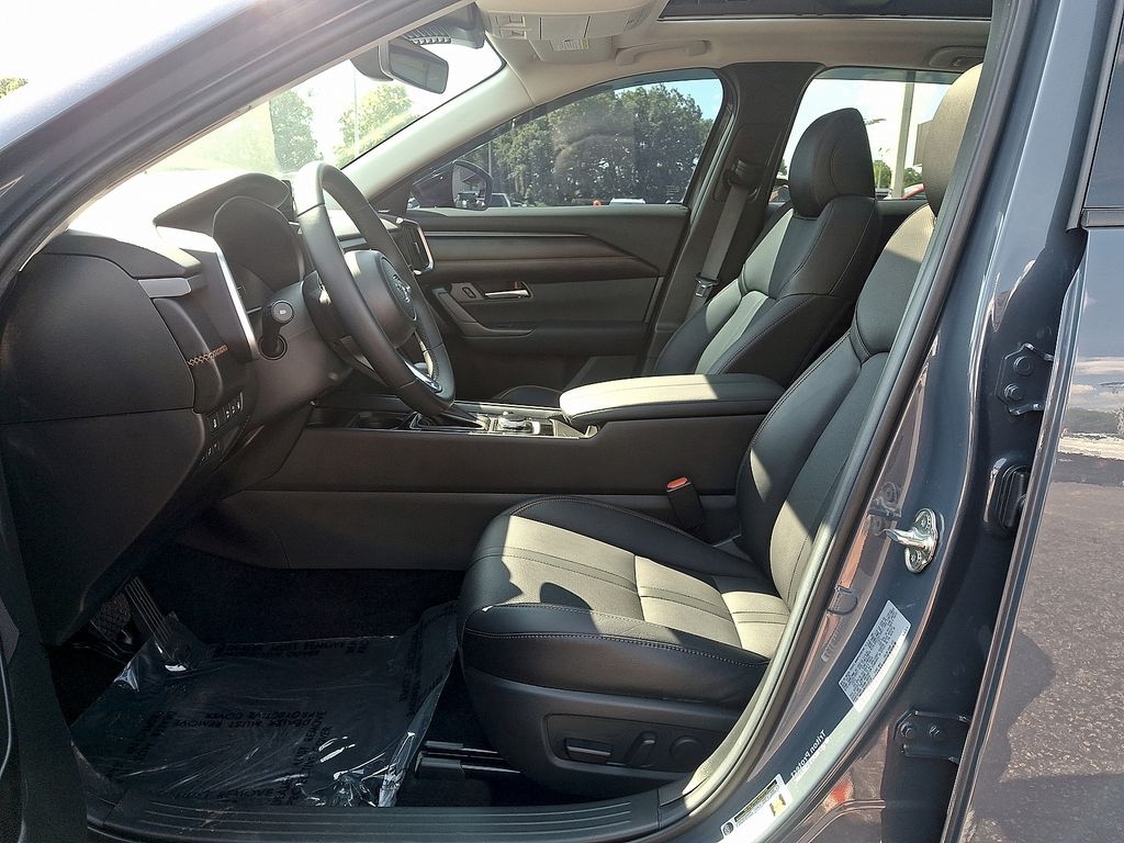 Used 2026 Mazda CX-50 Hybrid Premium SUV