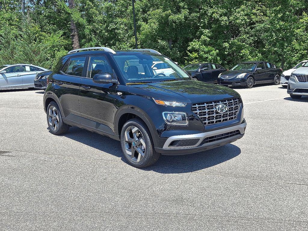 New 2026 Hyundai Venue SEL SUV