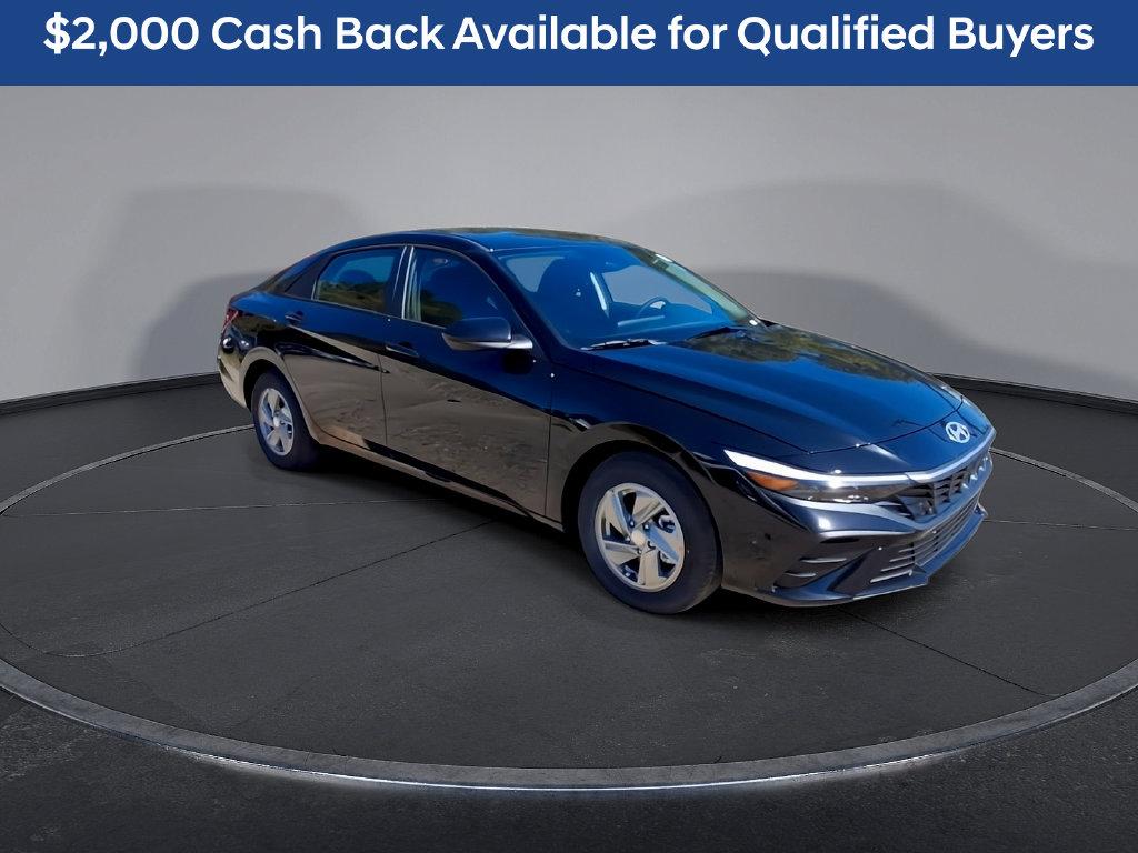 New 2026 Hyundai Elantra SE Sedan