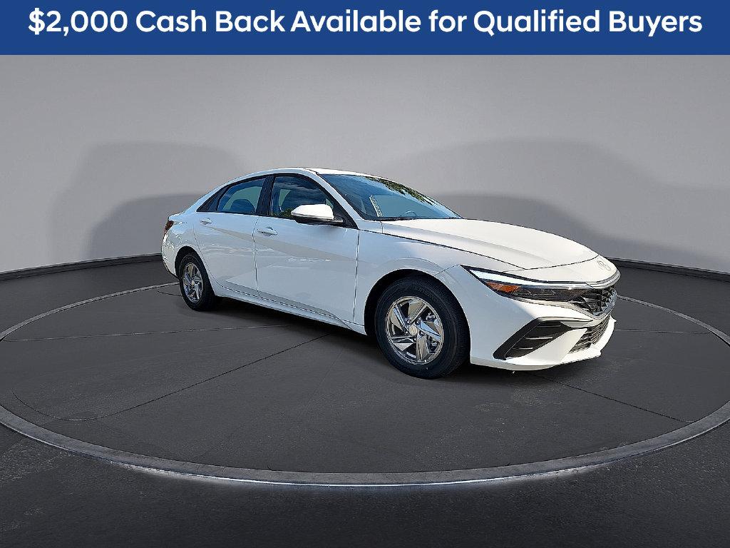 New 2026 Hyundai Elantra SE Sedan