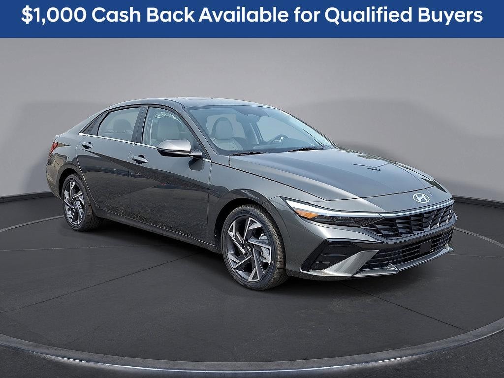 New 2026 Hyundai Elantra Limited Sedan