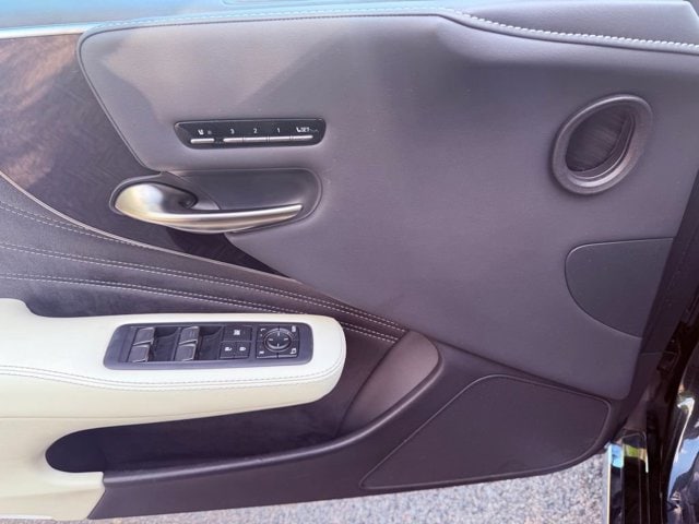 2023 Lexus LS Base - Photo 20