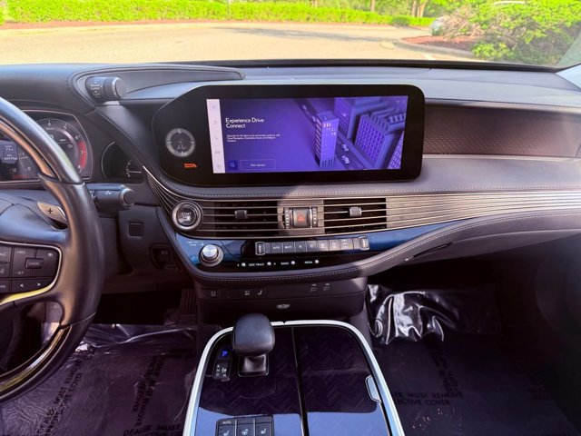 2023 Lexus LS Base - Photo 25