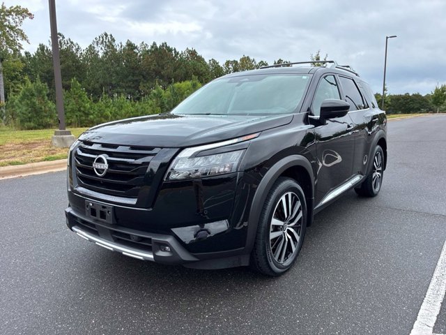 Used 2025 Nissan Pathfinder Platinum SUV
