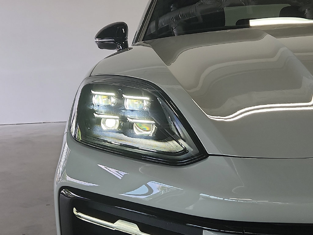 2026 Porsche Cayenne Coupe Base - Photo 9