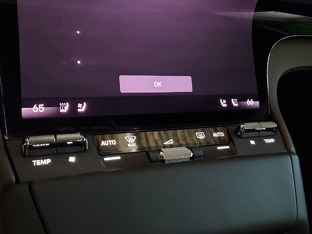2026 Porsche Cayenne Turbo Electric - Photo 15
