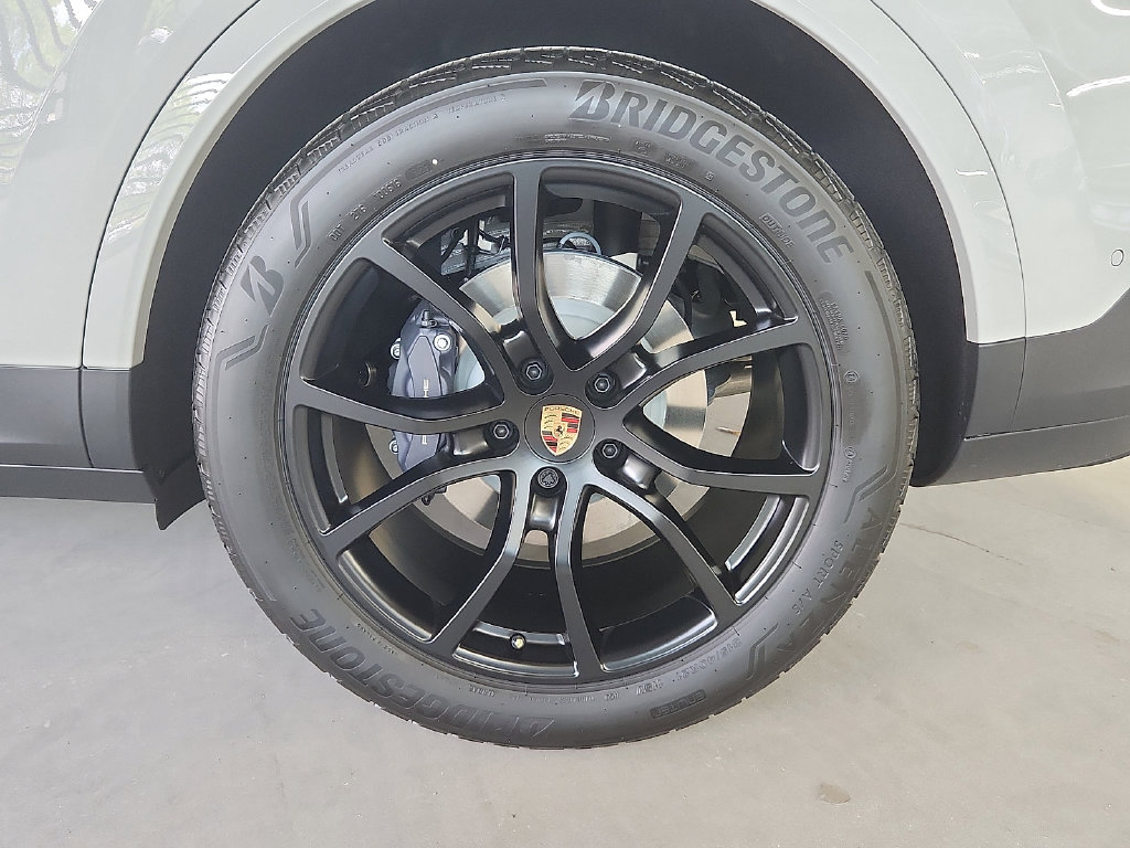2026 Porsche Cayenne Coupe Base - Photo 10