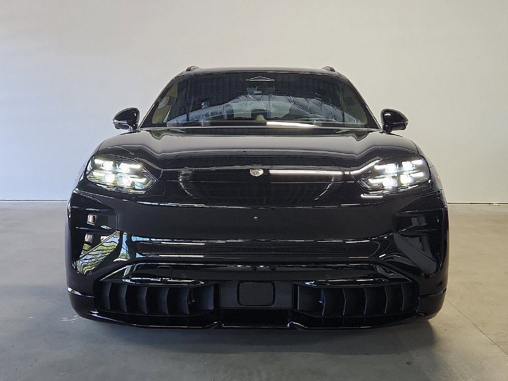 2026 Porsche Cayenne Turbo Electric - Photo 8