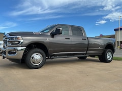 2026 Ram 3500 Tradesman Regular Cab 4x4 8 Box Pickup