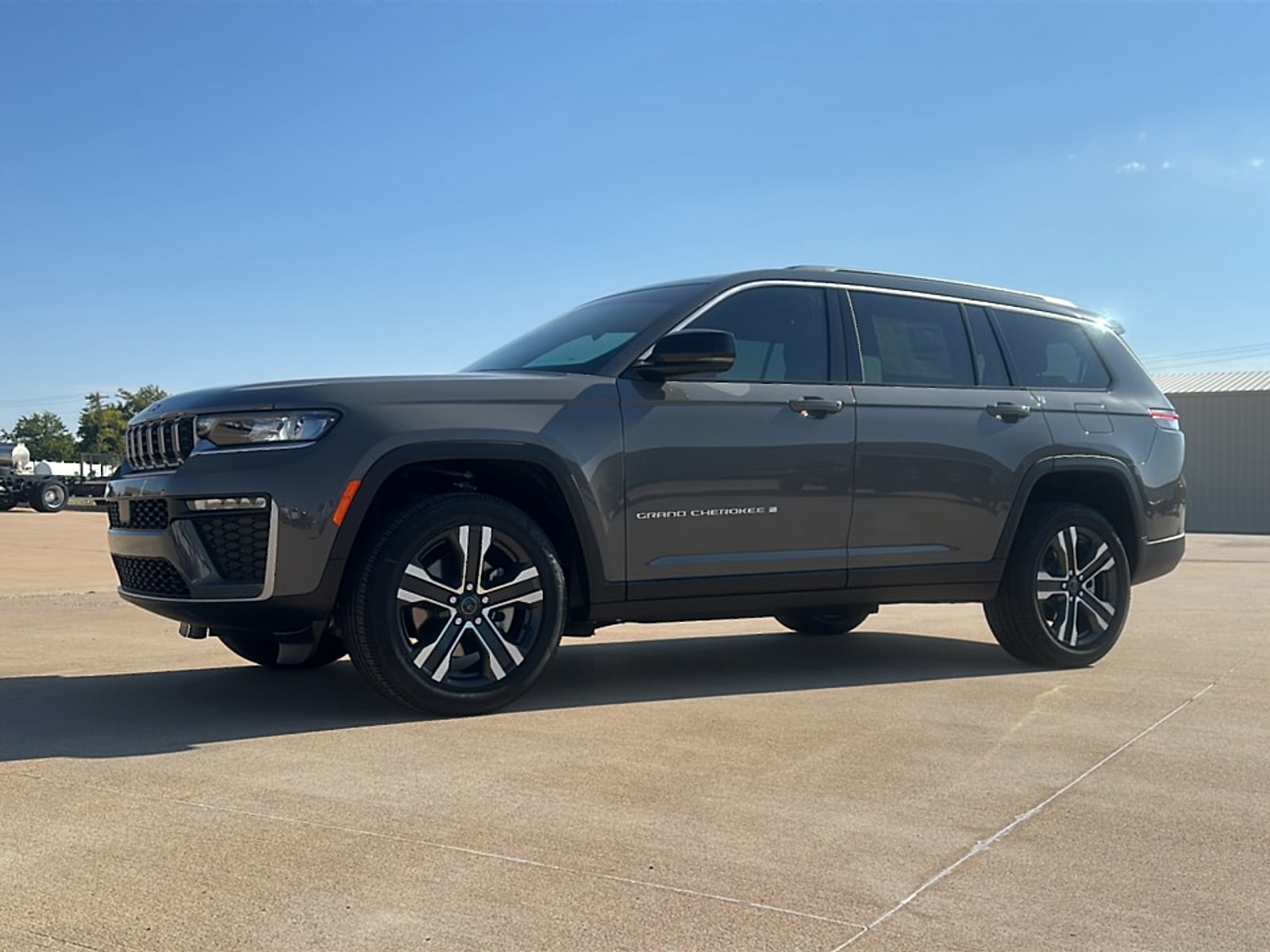 2027 Jeep Grand Cherokee L Limited