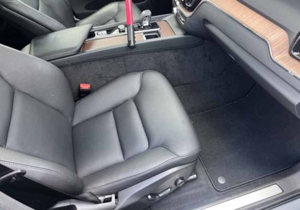 Certified 2024 Volvo XC60 B5 Plus Dark SUV