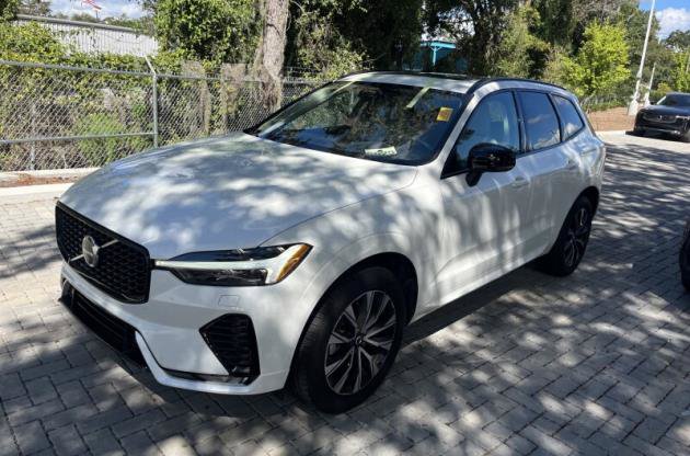 Used 2025 Volvo XC60 B5 Core SUV