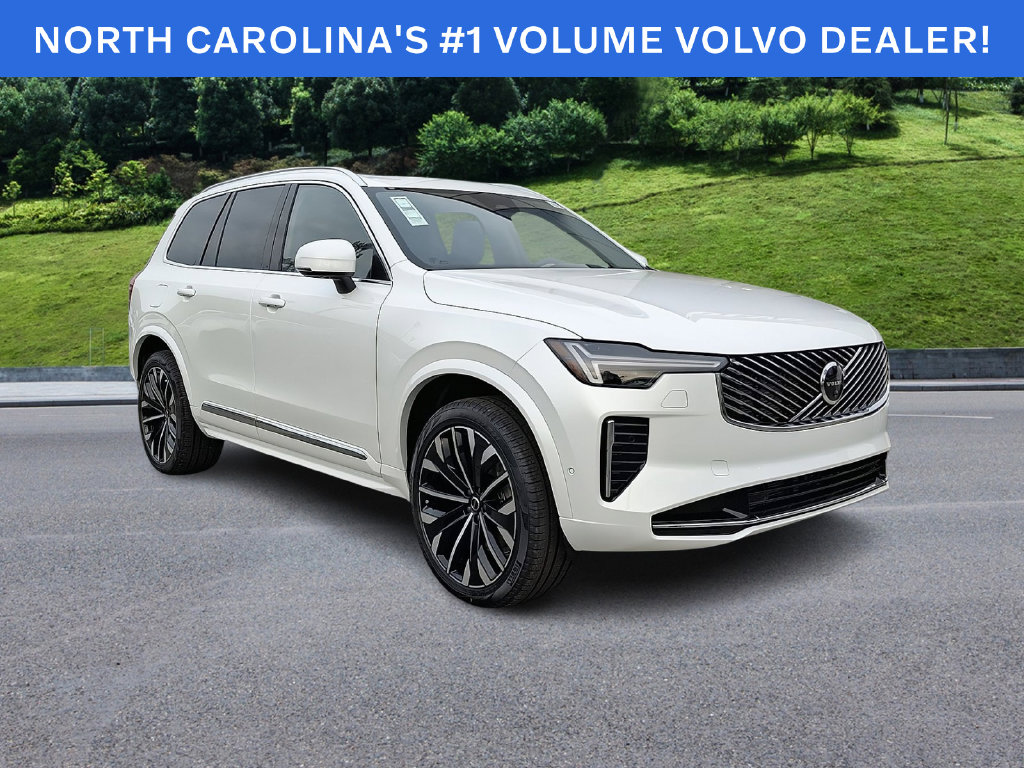 2027 Volvo XC90 B5 Plus AWD
