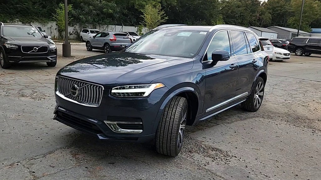 Certified 2025 Volvo XC90 plug-in hybrid T8 Ultra 7-Seater SUV