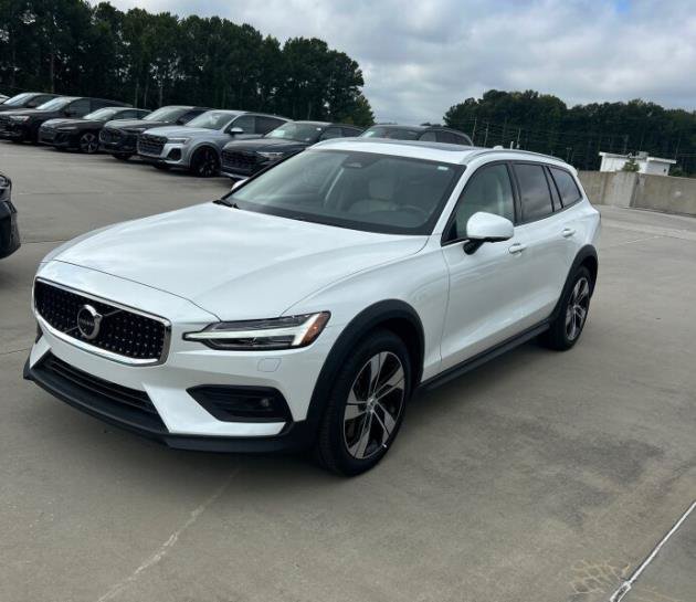 Used 2026 Volvo V60 Cross Country B5 Plus Wagon